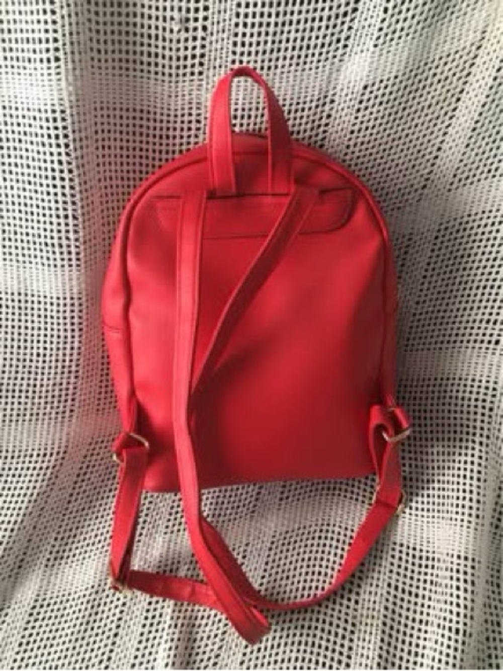Red Minnie Mouse backpack - Picture 3 of 9